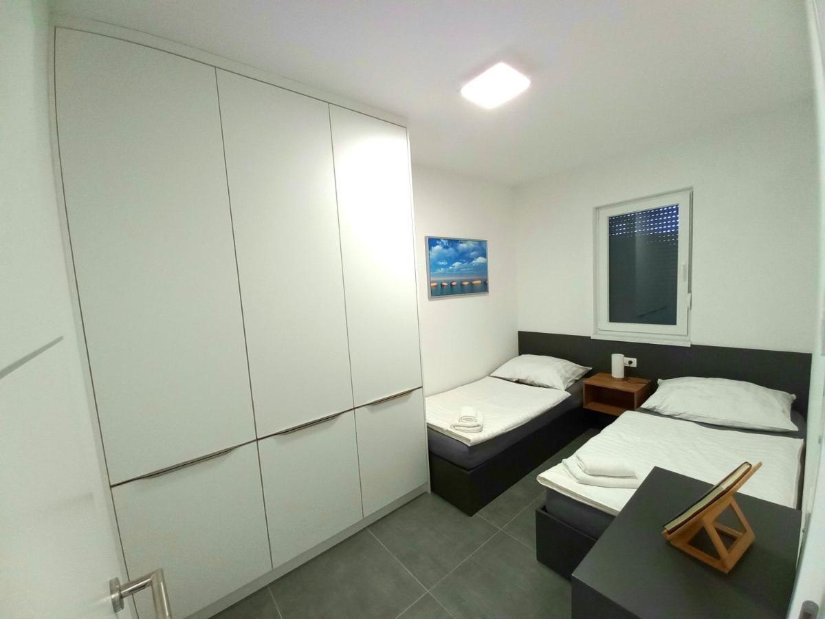 Apartment Martina Vir Extérieur photo