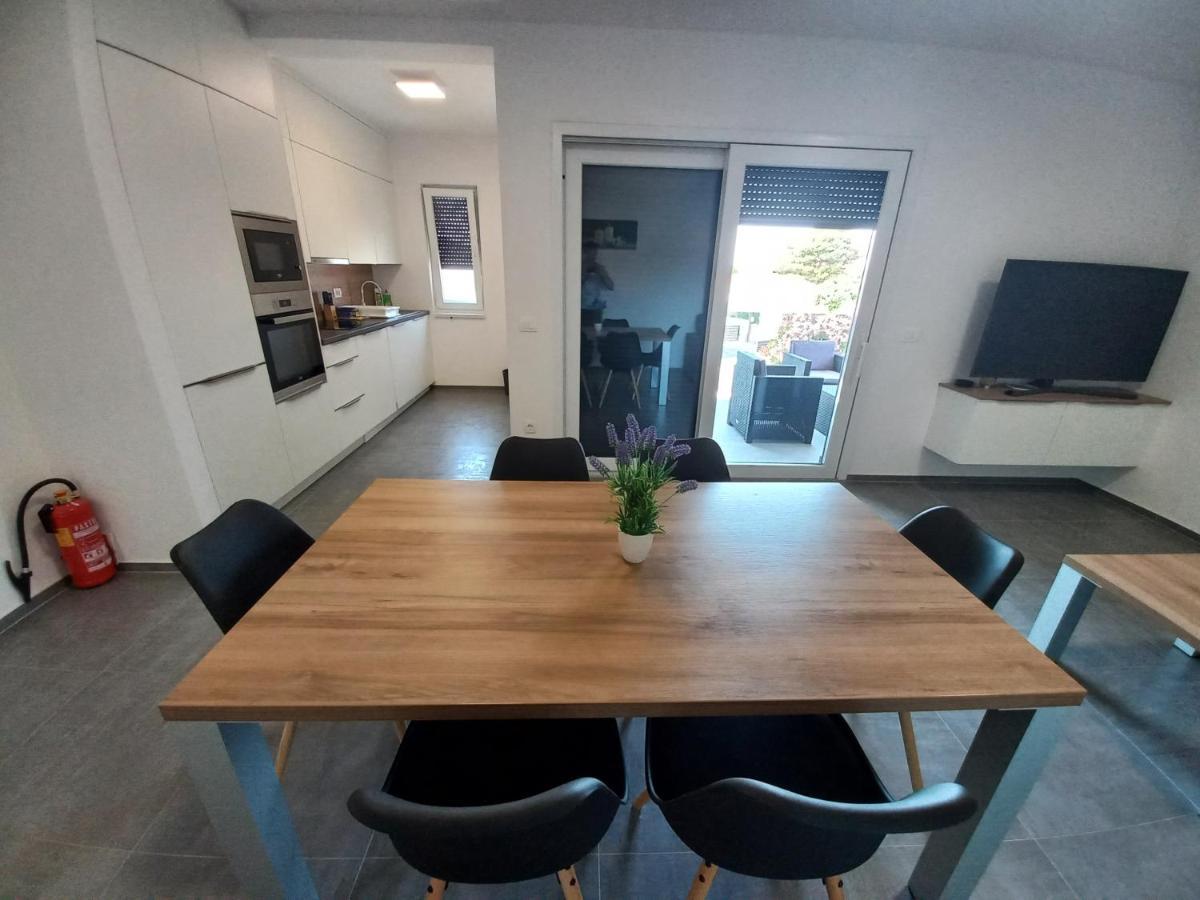 Apartment Martina Vir Extérieur photo