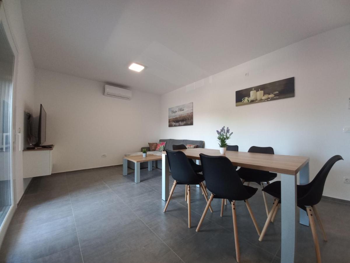 Apartment Martina Vir Extérieur photo